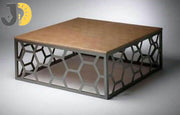 طاولة قهوة خشب ومعدن مربعة بتصميم هندسي عصري
Square wood and metal coffee table with modern geometric design